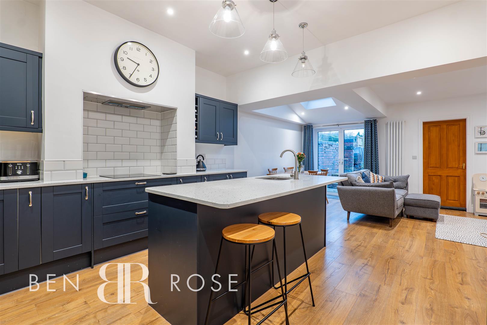 3 bed property in Blackburn Road, Chorley